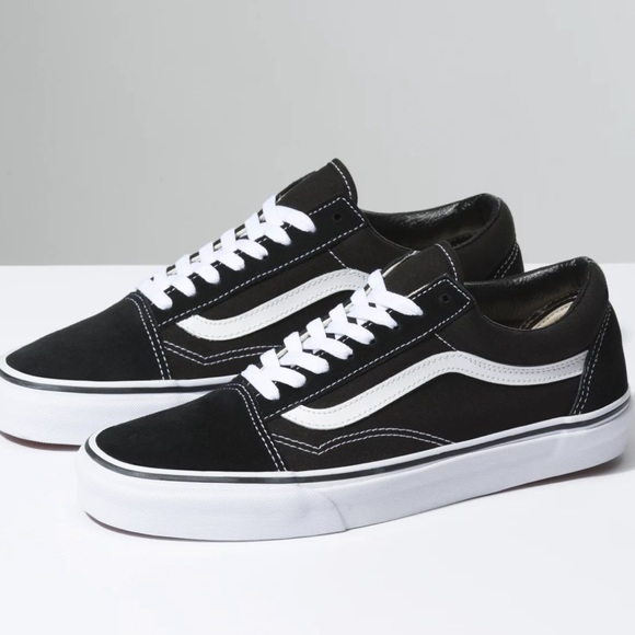 Vans Shoes - Old Skool Black Vans